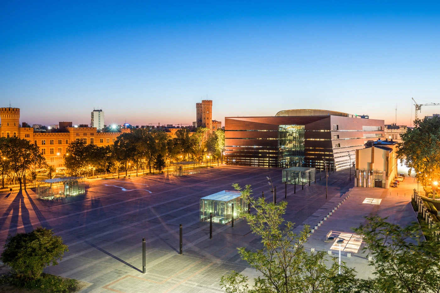 Narodowe Forum Muzyki i plac Wolności we Wrocławiu